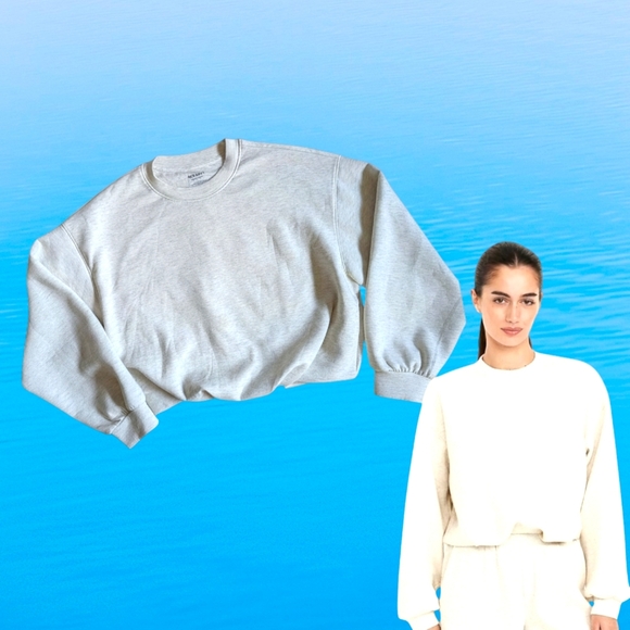 Old Navy Tops - *Like New* Old Navy Bounce Fleece Bubble Hem Sweatshirt Oatmeal Heather Size L